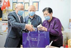 保良局齐心送暖，防疫健康包惠及18000户家庭共克时艰